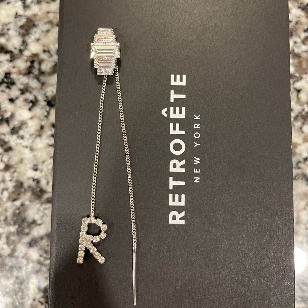 Retrofete Aster letter R earring crystal silver